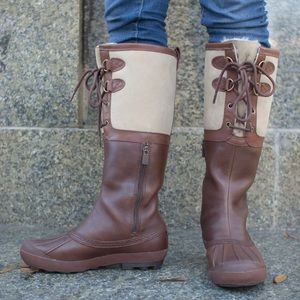 Ugg Duck Boots 🍁🍂